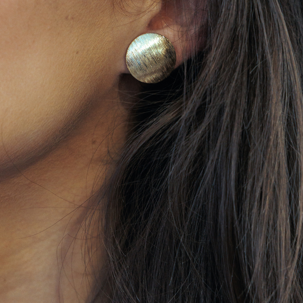 Nago Attached Earring