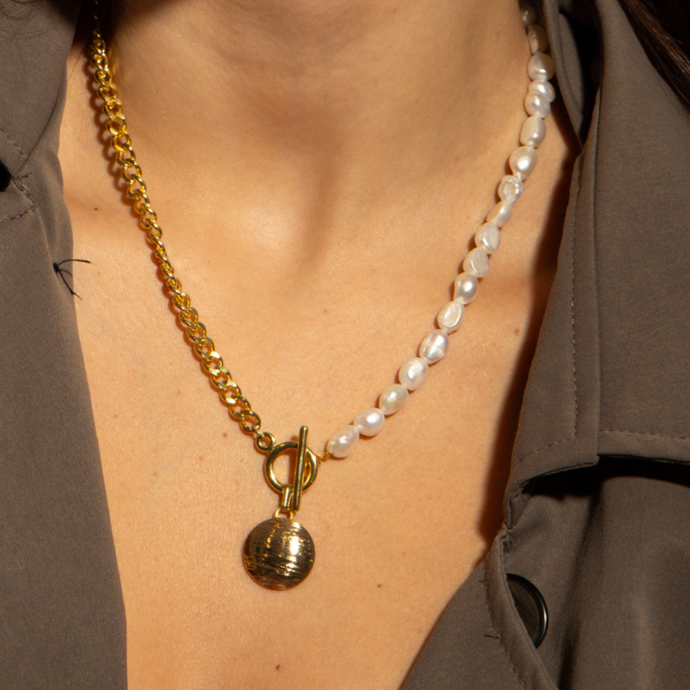 Nago Half Pearl Necklace