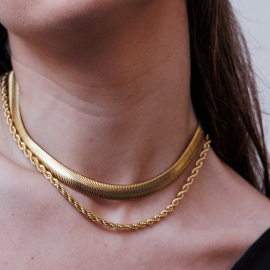 Sour Double-Layered Gold Necklace